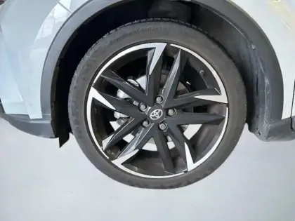 Photo 17 Toyota C-HR 2.0 Hybride 184 GR Sport