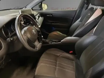 Photo 9 Toyota C-HR 2.0 Hybride 184 GR Sport