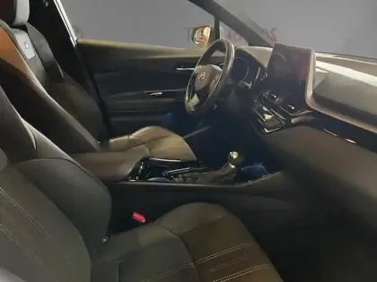 Photo 11 Toyota C-HR 2.0 Hybride 184 GR Sport