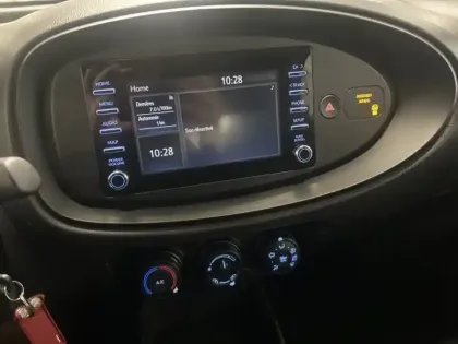 Photo 11 Toyota Aygo 1.0 VVT-i 72 Active Business CH BVM5 AC