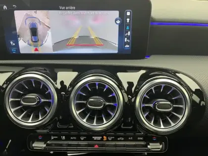 Photo 14 Mercedes Classe A 200 AMG Line