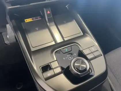 Photo 12 Toyota C-HR DESIGN GRANDE AUTONOMIE 77 kWh 224ch GRAND