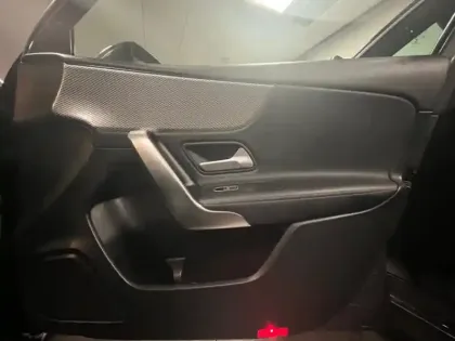 Photo 22 Mercedes Classe A 180 d Progressive Line