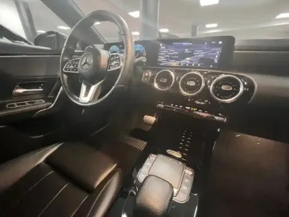 Photo 11 Mercedes Classe A 180 d Progressive Line