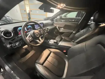 Photo 5 Mercedes Classe A 180 d Progressive Line