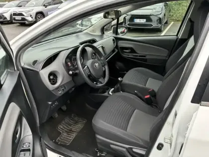 Photo 14 Toyota Yaris Gén. III Ph3 Ultimate 5