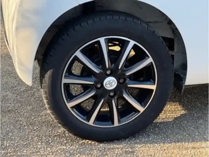 Photo 24 Toyota Aygo 1.0 VVT-i x-play