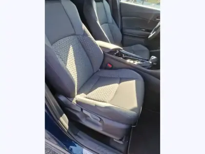 Photo 7 Toyota C-HR 1.8 Hybride 122 Design Ultimate