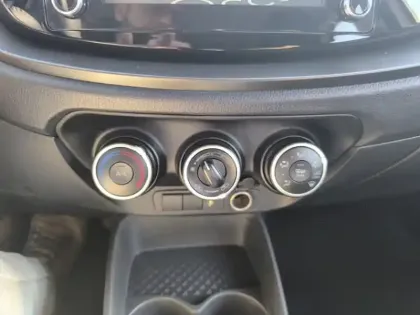 Photo 11 Toyota Aygo 1.0 VVT-i 72 Dynamic