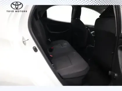 Photo 18 Toyota Yaris Hybride 116h Dynamic