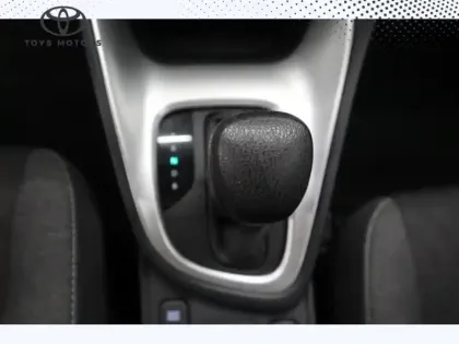 Photo 15 Toyota Yaris Hybride 116h Dynamic