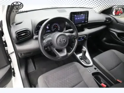 Photo 11 Toyota Yaris Hybride 116h Dynamic