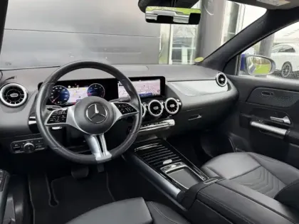 Photo 25 Mercedes GLA 200 d Progressive Line