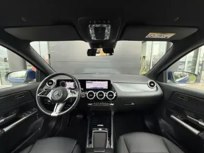 Photo 21 Mercedes GLA 200 d Progressive Line