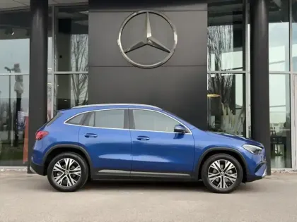 Photo 8 Mercedes GLA 200 d Progressive Line