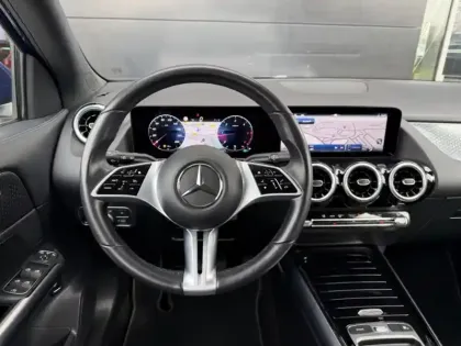 Photo 22 Mercedes GLA 200 d Progressive Line