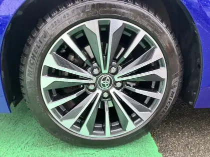 Photo 6 Toyota Corolla Hybride 196h Design