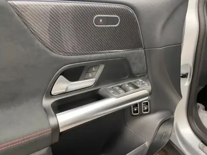 Photo 14 Mercedes GLA Gén. II (H247) Ph2 AMG Line 5