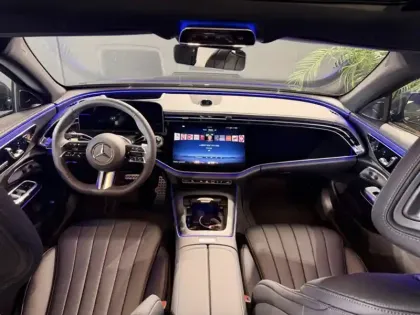 Photo 7 Mercedes Classe E Berline 200 d AMG Line AM