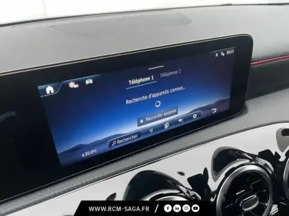 Photo 14 Mercedes Classe A 200 d AMG Line