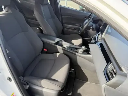 Photo 16 Toyota C-HR 1.8 HYBRIDE 122 DYNAMIC BUSINESS