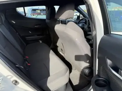 Photo 9 Toyota C-HR 1.8 HYBRIDE 122 DYNAMIC BUSINESS