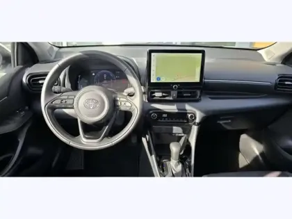 Photo 6 Toyota Yaris Hybride 116h Design PAC