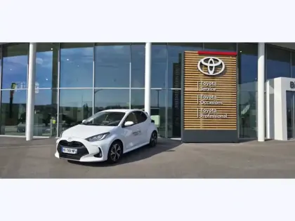 Photo Toyota Yaris Hybride 116h Design Pac