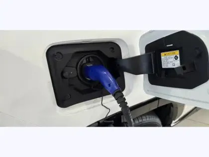 Photo 14 Toyota Rav4 Hybride PHEV AWD Design Business Toy Exp PHV 306CH A