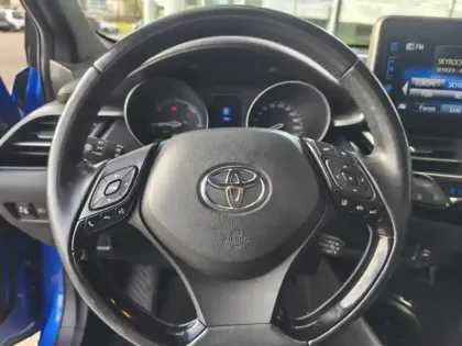 Photo 5 Toyota C-HR 1.8 HYBRIDE 122 GRAPHIC GRAP
