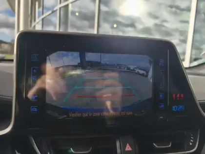 Photo 17 Toyota C-HR 1.8 HYBRIDE 122 GRAPHIC GRAP