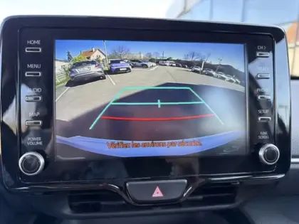 Photo 17 Toyota Yaris Hybride 1.5 HYBRID 116H DYNAMIC BUSINESS