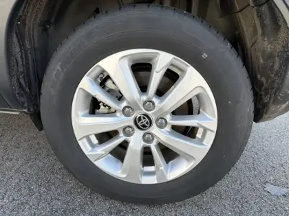 Photo 8 Toyota Yaris Hybride 1.5 HYBRID 116H DYNAMIC BUSINESS