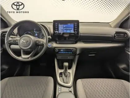 Photo 13 Toyota Yaris Hybride 116h Dynamic