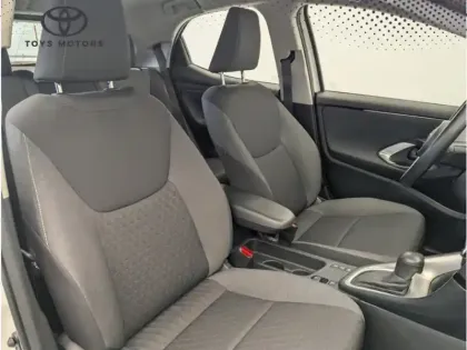 Photo 10 Toyota Yaris Hybride 116h Dynamic