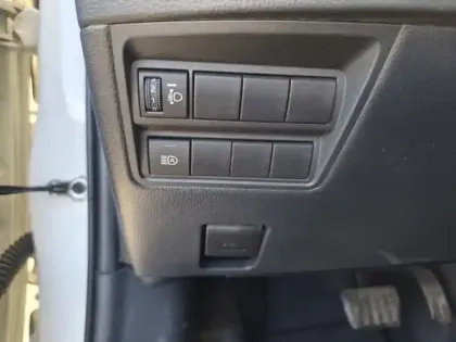 Photo 19 Toyota Yaris Hybride 116h Design