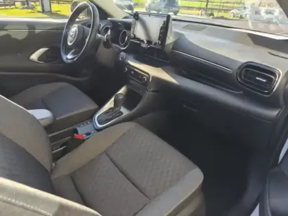 Photo 11 Toyota Yaris Hybride 116h Design