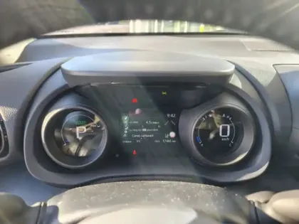 Photo 15 Toyota Yaris Hybride 116h Design