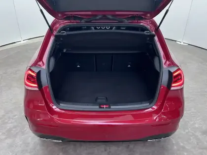 Photo 9 Mercedes Classe A Gén. IV (W177) Ph1 AMG Line 5