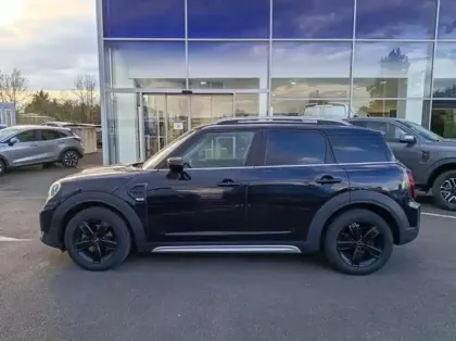 Photo 35 Mini Countryman Gén. II (F60) Ph2 Classic 5