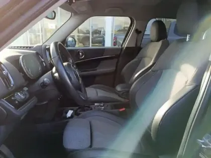 Photo 25 Mini Countryman Gén. II (F60) Ph2 Classic 5