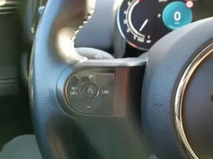 Photo 38 Mini Countryman Gén. II (F60) Ph2 Classic 5