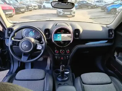 Photo 24 Mini Countryman Gén. II (F60) Ph2 Classic 5