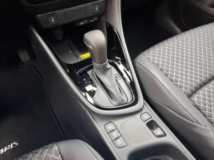 Photo 18 Toyota Yaris Gén. IV Ph1 NG Collection 5