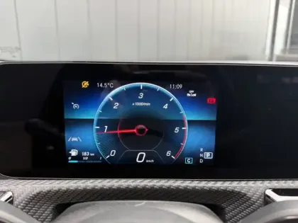 Photo 24 Mercedes Classe A 200 d Business Line