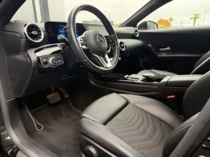 Photo 12 Mercedes Classe A 200 d Business Line