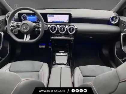 Photo 16 Mercedes Classe A 200 d AMG Line