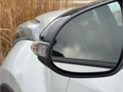 Photo 19 Toyota C-HR 2.0 Hybride 184 GR Sport