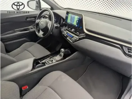 Photo 9 Toyota C-HR 1.8 HYBRIDE 122 DESIGN