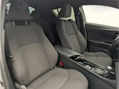 Photo 10 Toyota C-HR 1.8 HYBRIDE 122 DESIGN